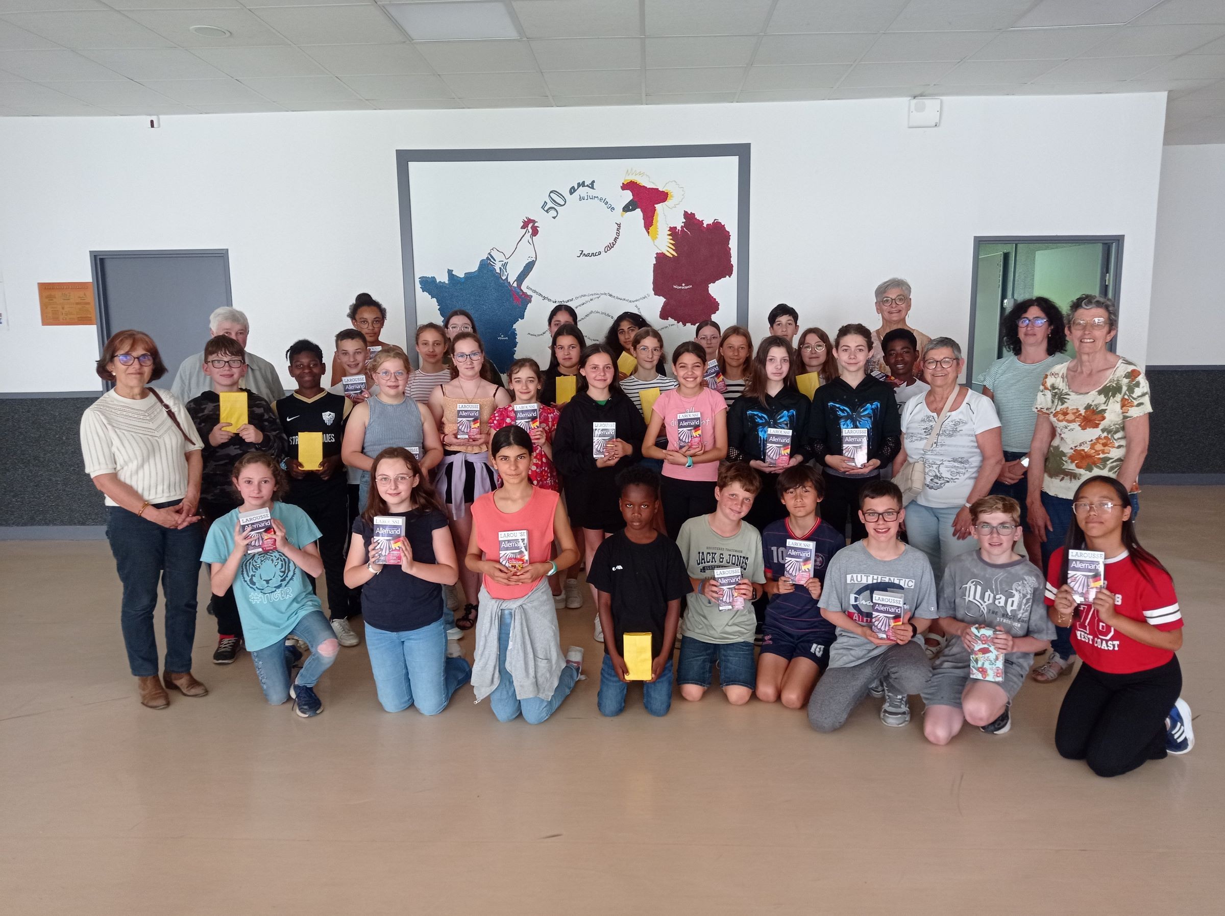 Remise des dictionnaire aux ecoles 3